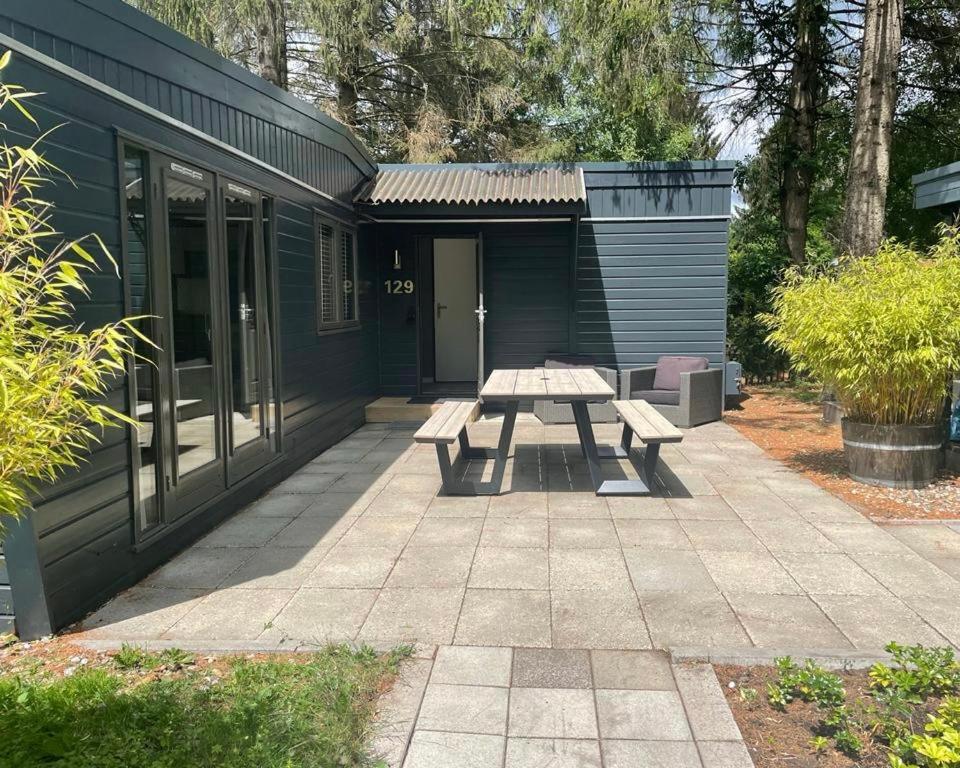 Uniek Chalet Op De Veluwe, In Bosrijke Omgeving. 푸텐 외부 사진